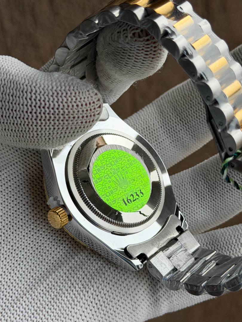 Alternative view of ROLLEX DAYDATE GOLD TWOTONE BROWN TEXTURE DIAL AT299