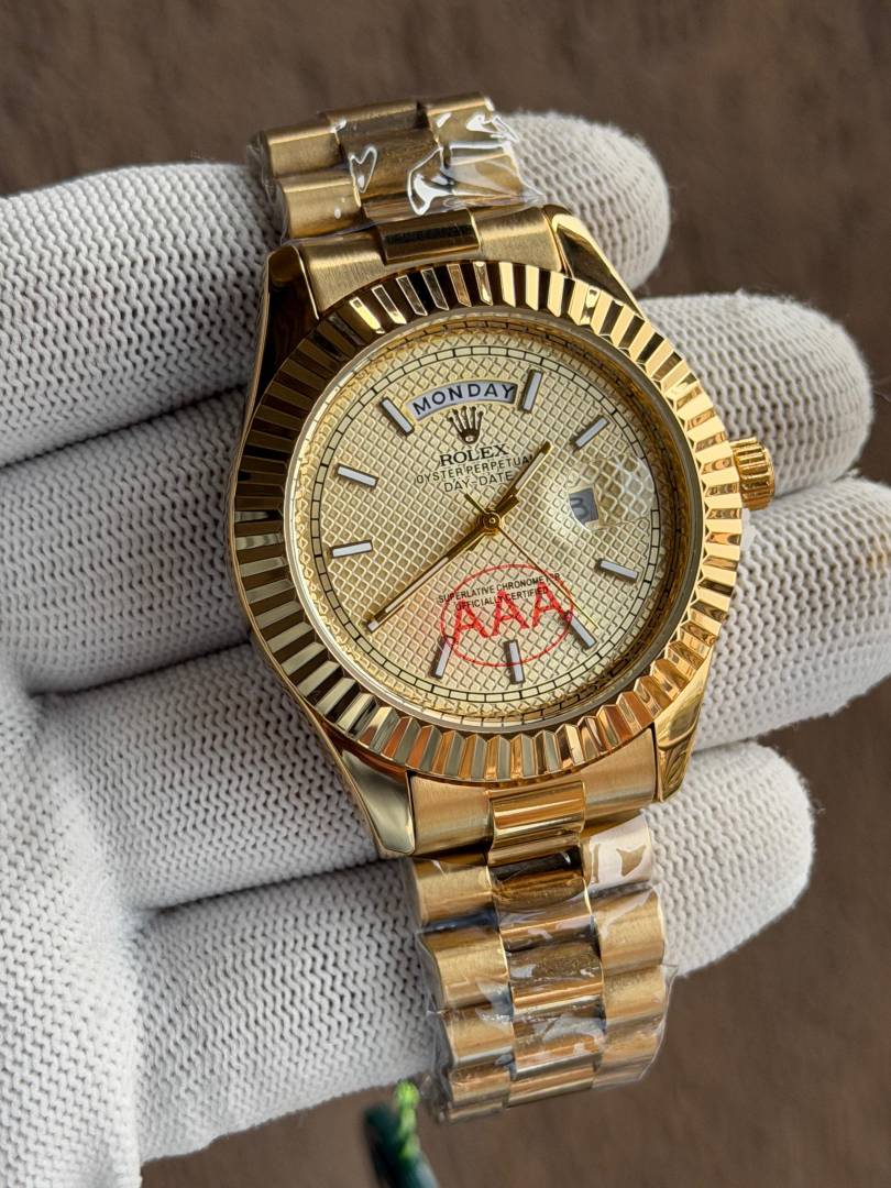 ROLLEX DAYDATE FULL GOLD TEXTURE DIAL AT299