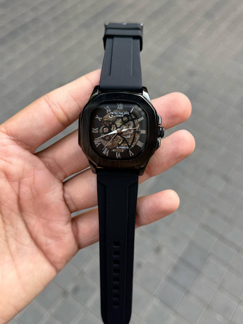 PATEK PHILIPE MENS AUTOMATIC WATCH