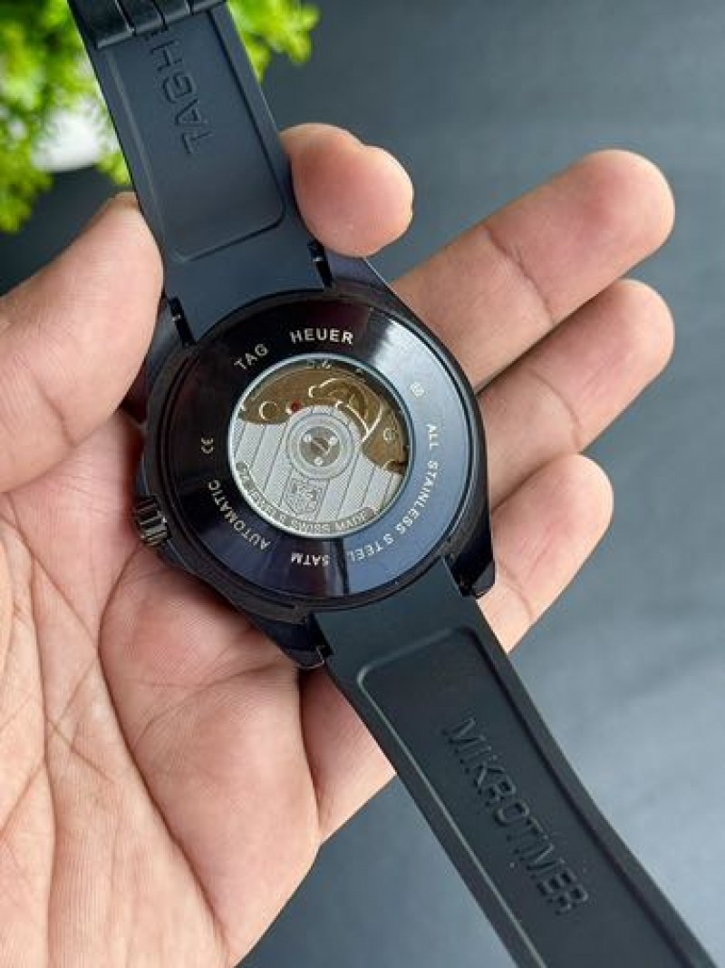 Alternative view of Tag Huer Aquaracer