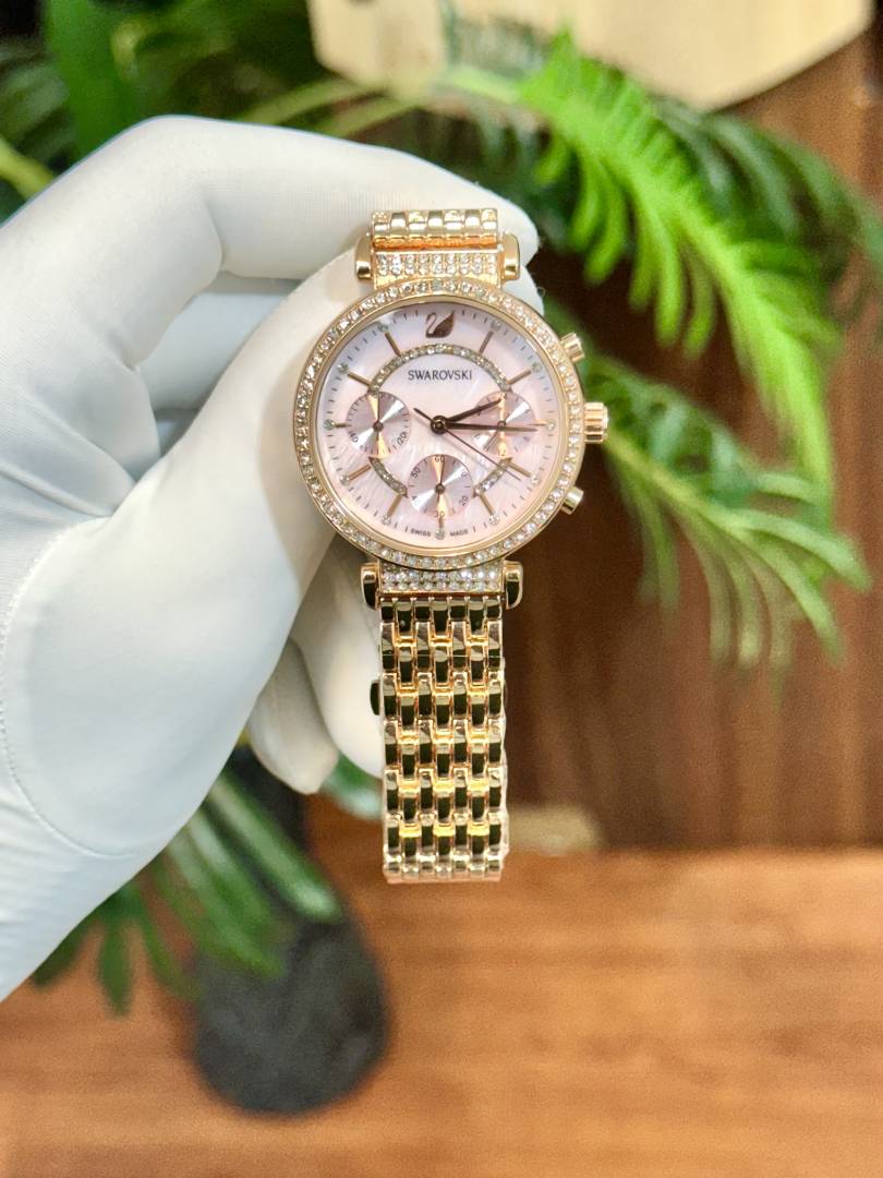 Swarovsky_Chronograph_Rosegold