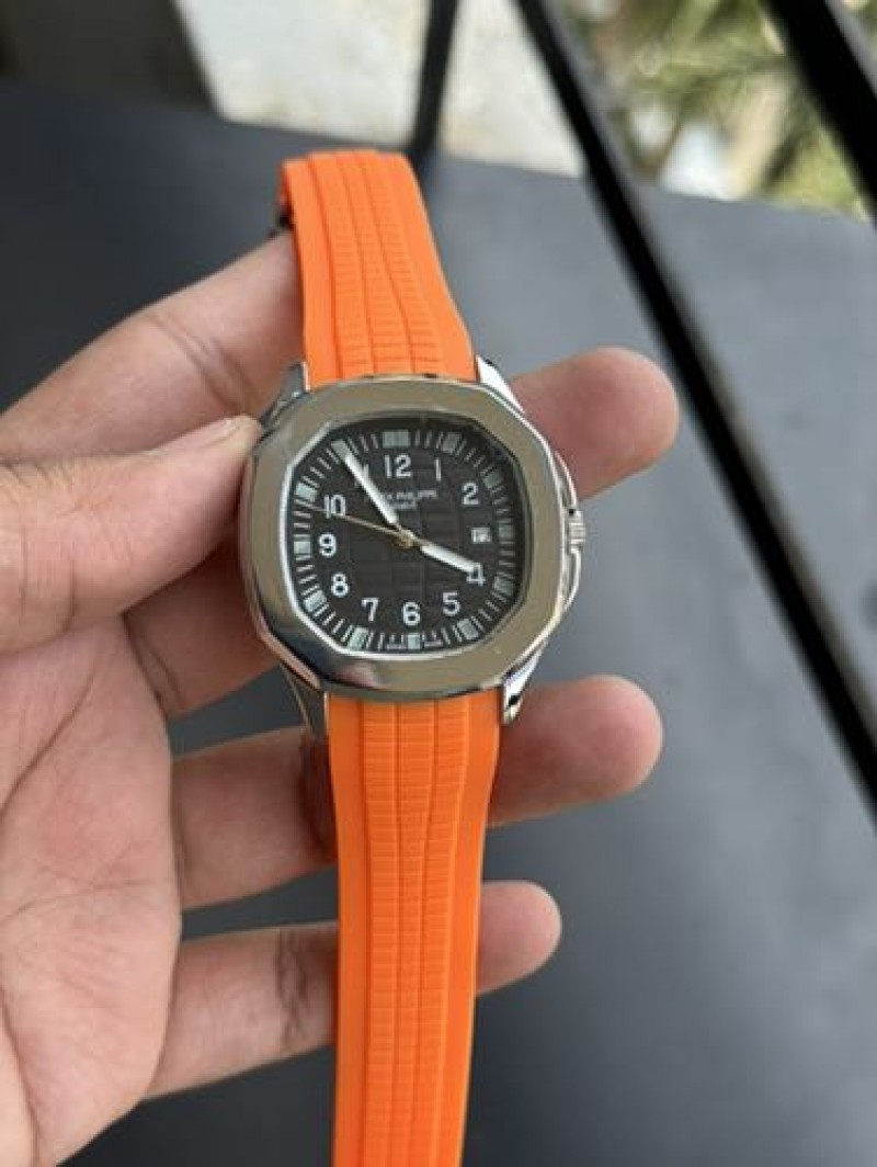 Alternative view of Patek Philipe Aquanaut