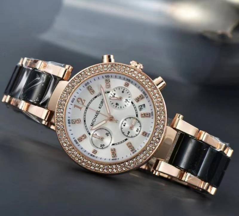 Micheal Kors Parker 111