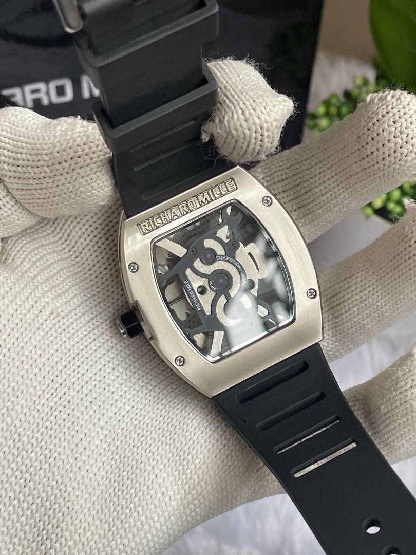 Alternative view of Richard Mille RM 35-01 Grey Black Belt AT391