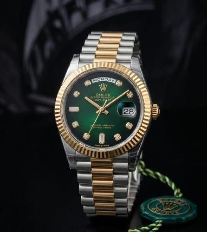 Rollex Day date Diamond