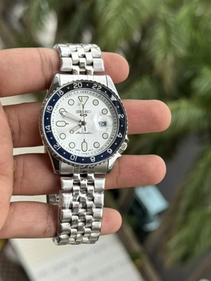 Seiko 5 Sports GMT Quartz