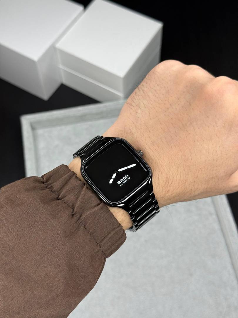 Radd o True Square Quartz