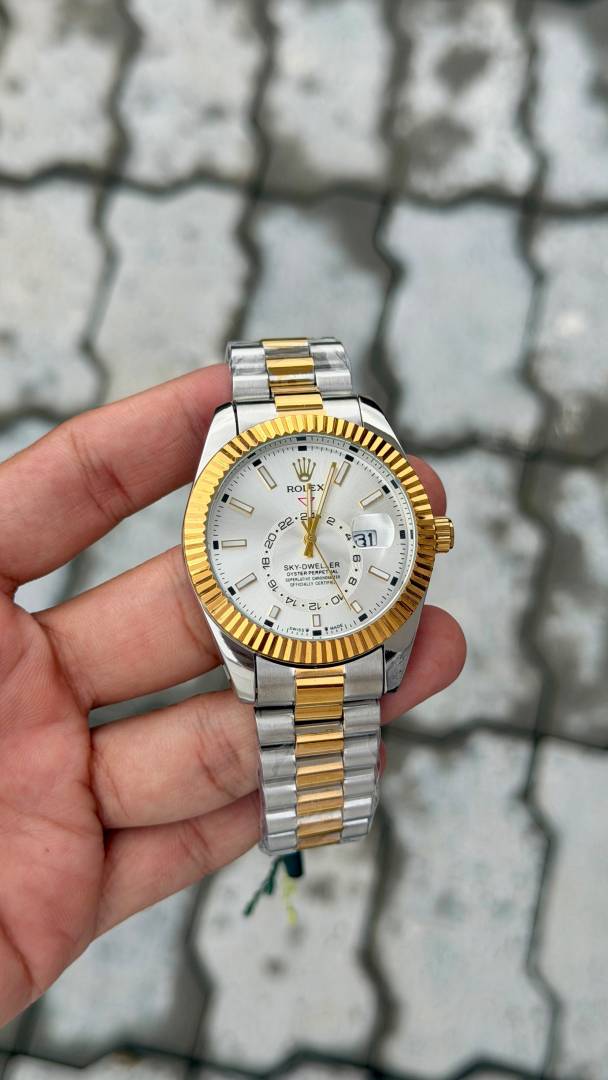 Rolee x sky dweller