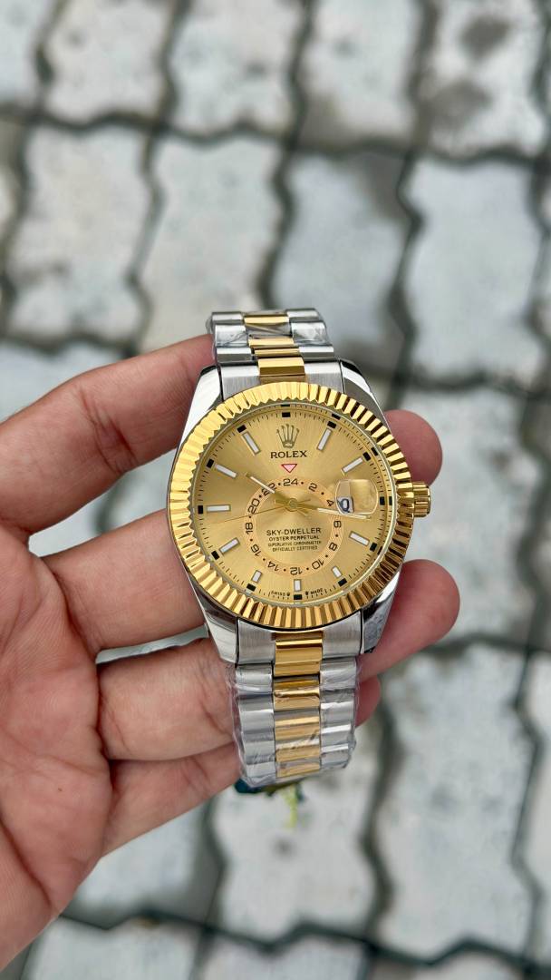 Rolee x sky dweller