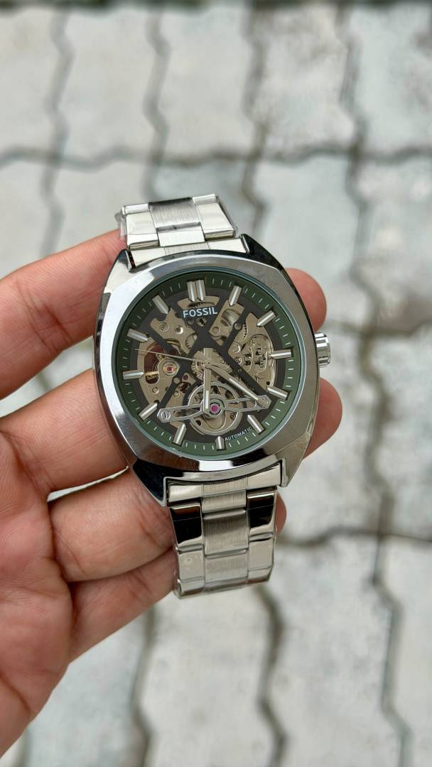 Fossii l Everett Automatic   premium  stainless steel