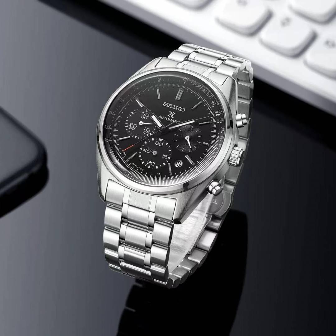 SEIKO PROSPEX CHRONOGHRAPH SILVER BLACK DIAL AT461