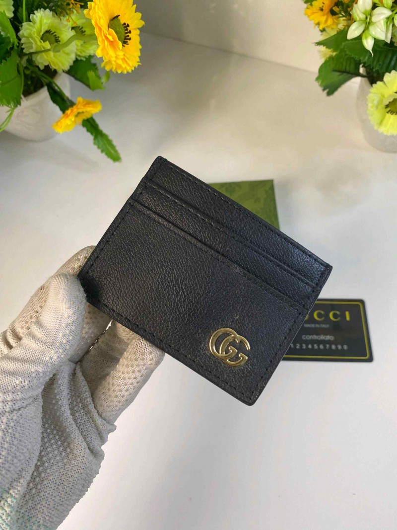 GUCCC I CARD HOLDER WID OG BOX ACCESSORIES