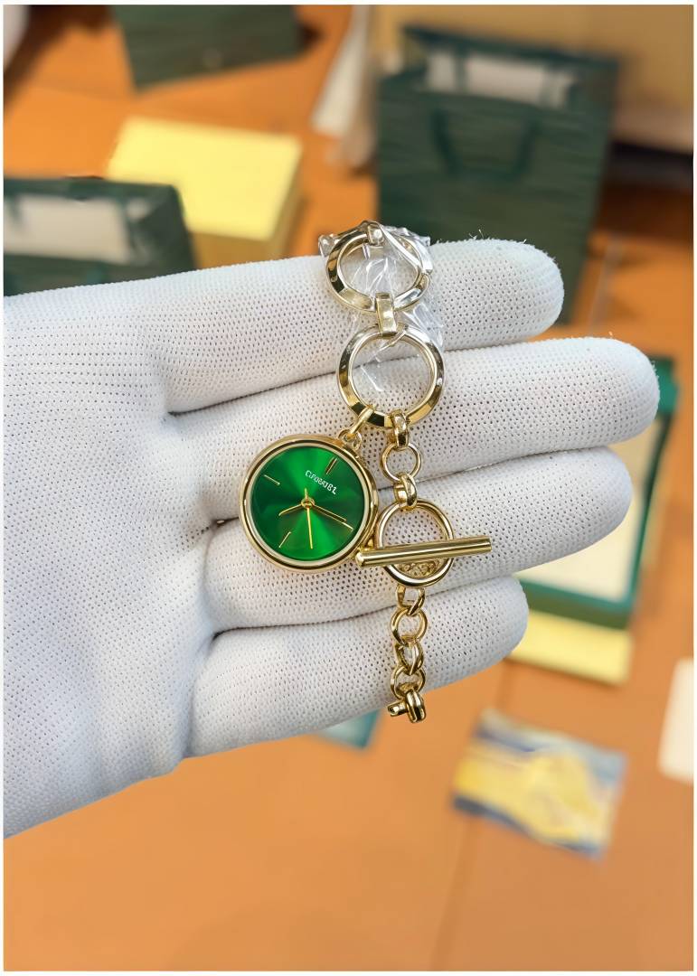 Chanee l Tem Gold Green J1386
