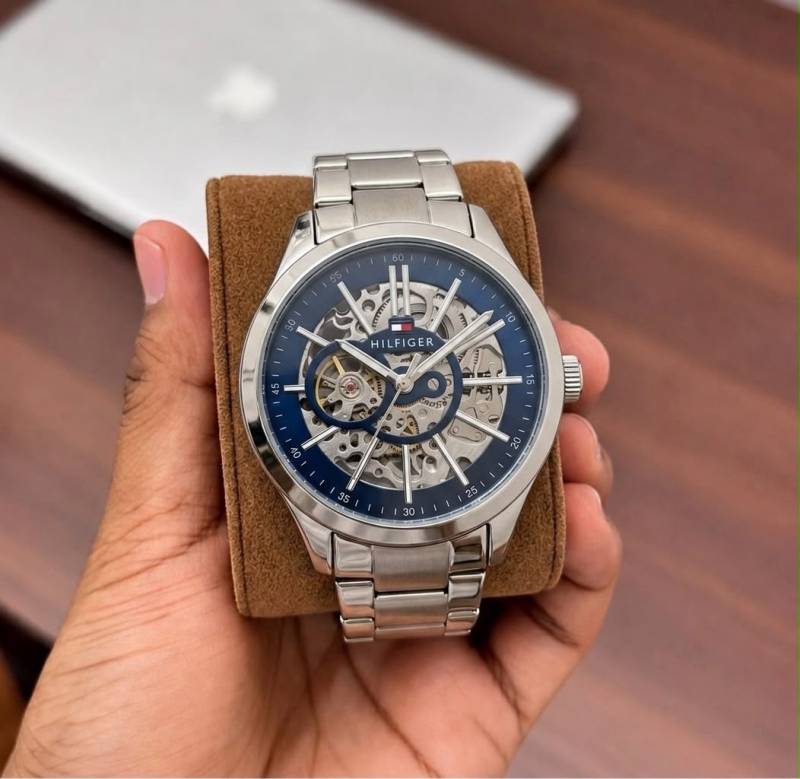 TOMM HILFIGER AUTOMATIC WC 1975