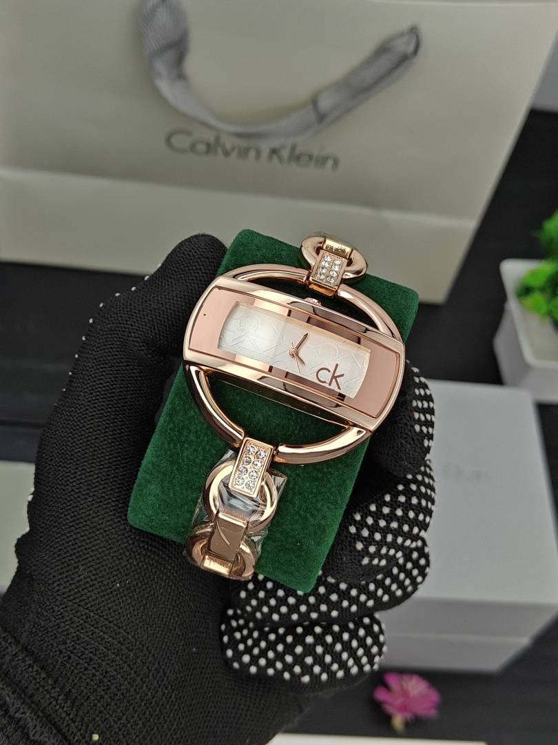 CALVIN KLEI IN LEDIES M-532