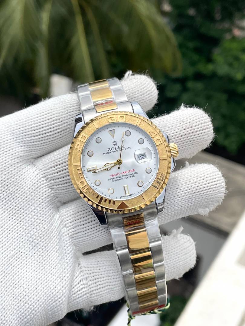 Rollex Yachtmaster Two Tone White Dial Sweep Movement AT464