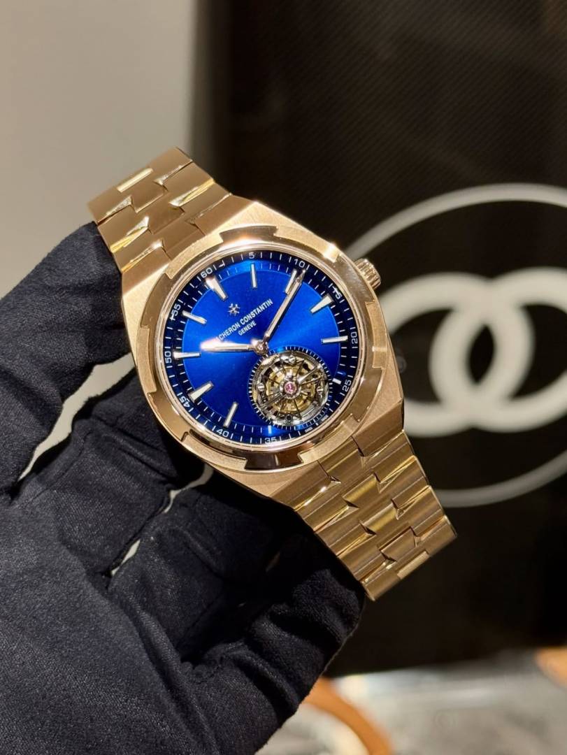Vachero on Constantin Overseas Tourbillon copper blue