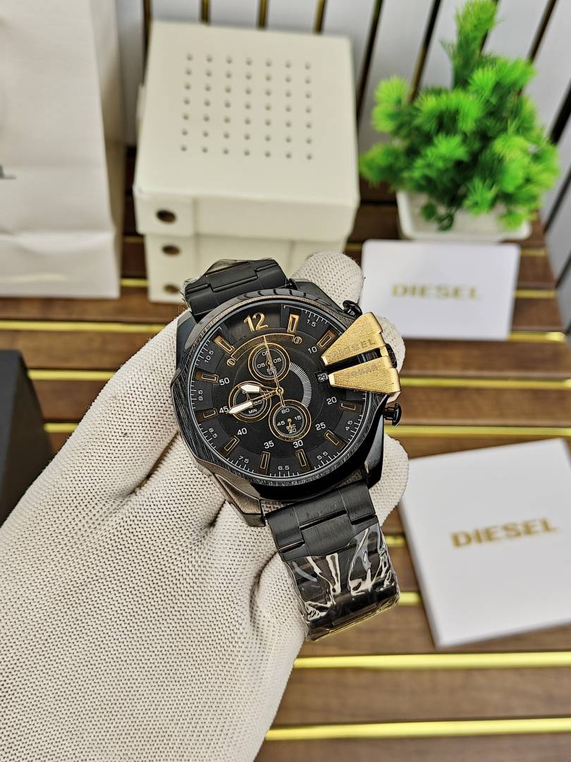 DIESE EL WATCH M-752