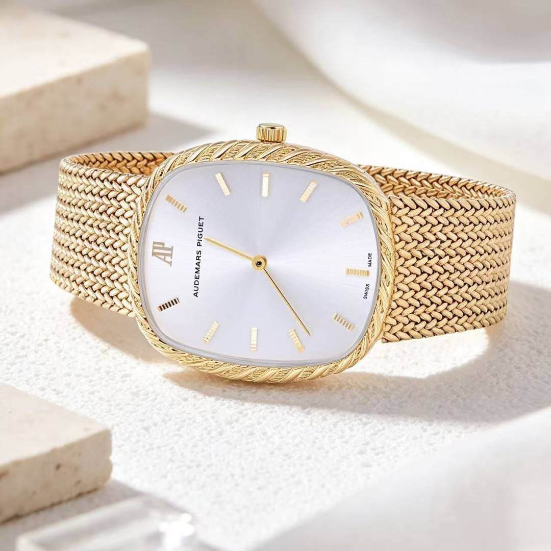 Audemarr s piguet gold wahit