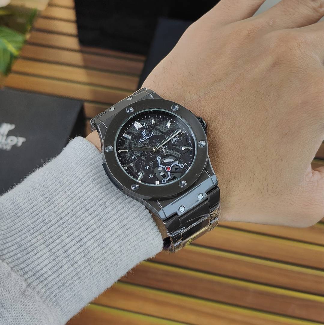 Alternative view of HUBLO OT WATCH M-761