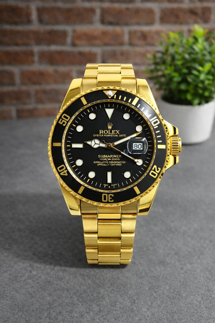 ROLLEX SUBMARINE GOLD BLACK DIAL AT291