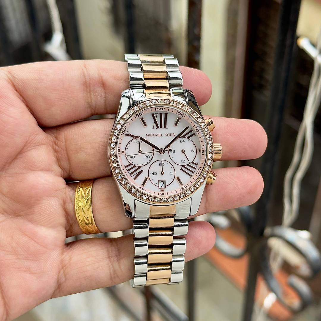 Michae el Kors Lexington Chronograph womens 2 ton copper white
