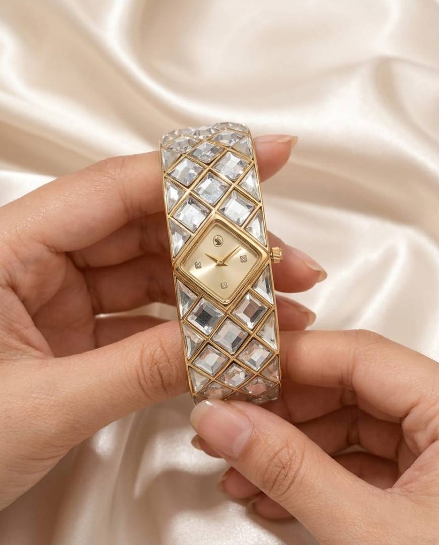Swarrovsk i Curiosa Bangle   Gold To Gold