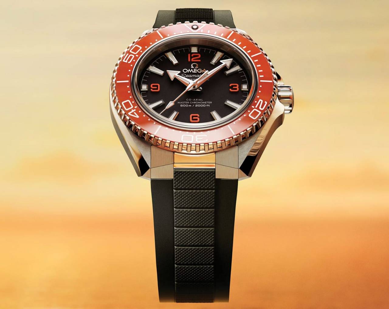 Alternative view of Omegg a Seamaster Planet Ocean 600M Co-Axial Master Chronometer black orange