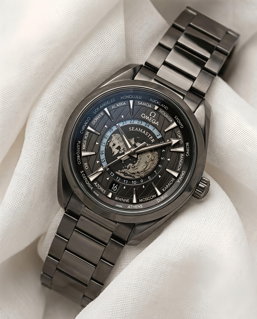 Omegg a Seamaster Aqua Terra GMT  Worldtimer Full Black