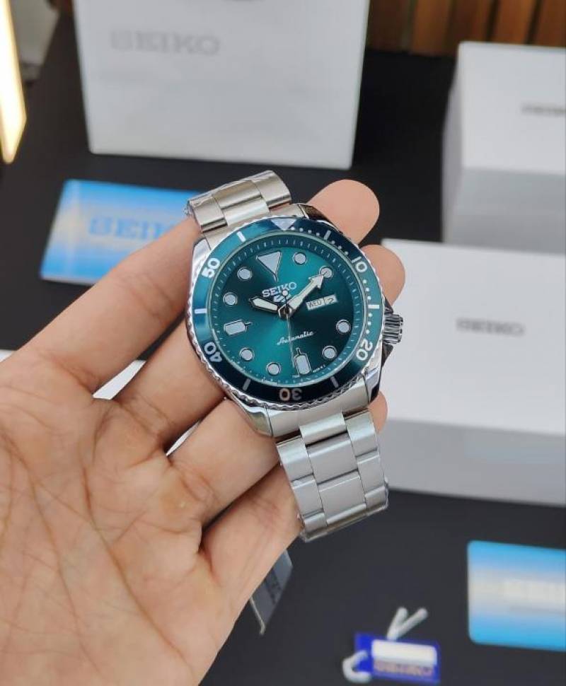 SEIKO AUTOMATIC M-715