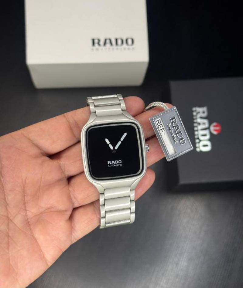 Radd o True Square Quartz