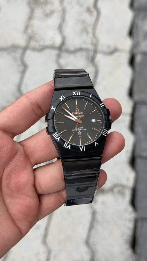 Omegg a co-AXIal chronometer