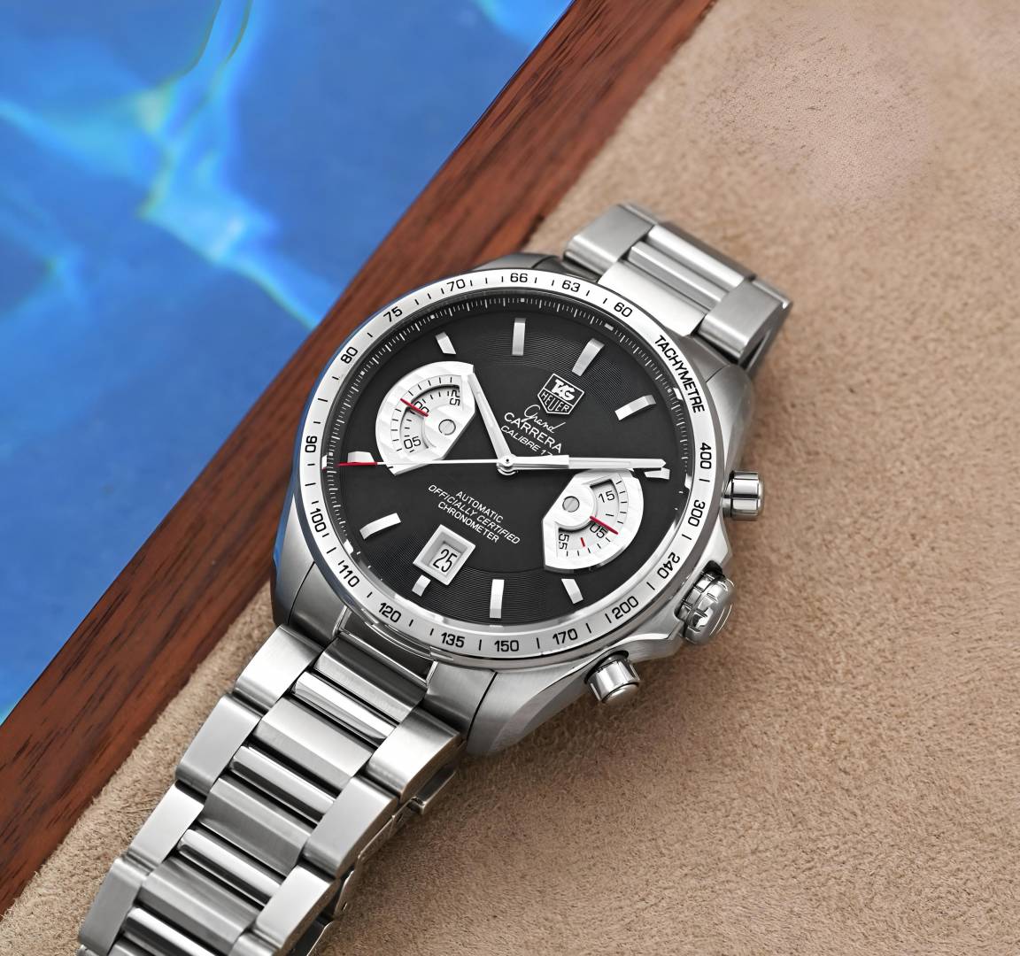 Tag Heuee r carrera caliber 17  silver Black