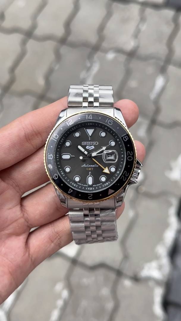 Seiko GMT Sport Back Open