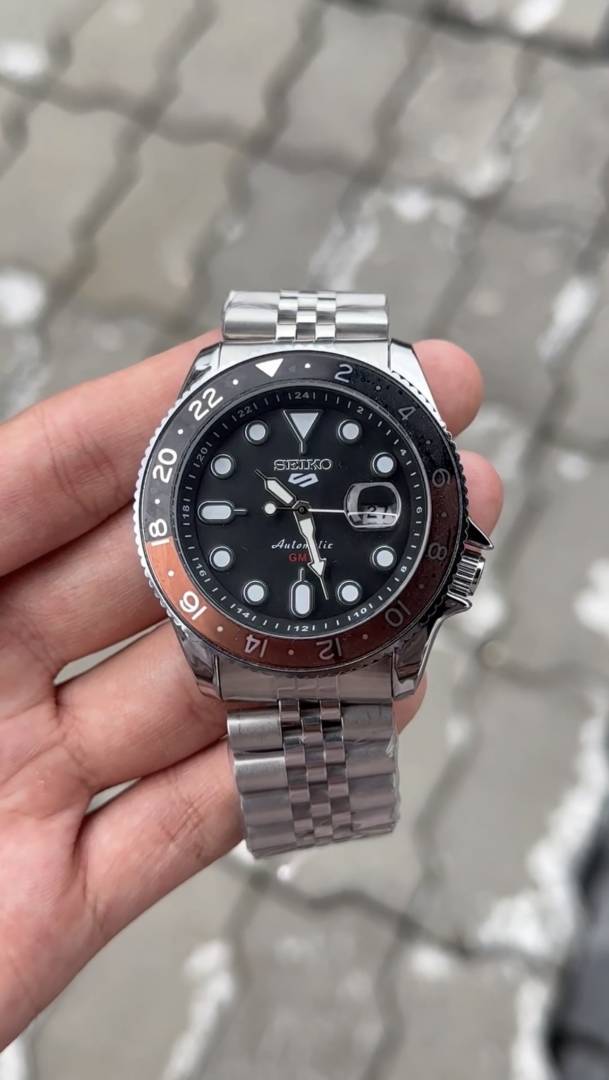 Seiko GMT Sport Back Open