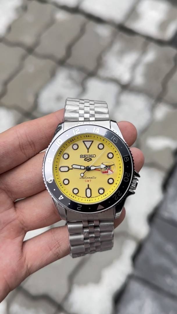 Seiko GMT Sport Back Open