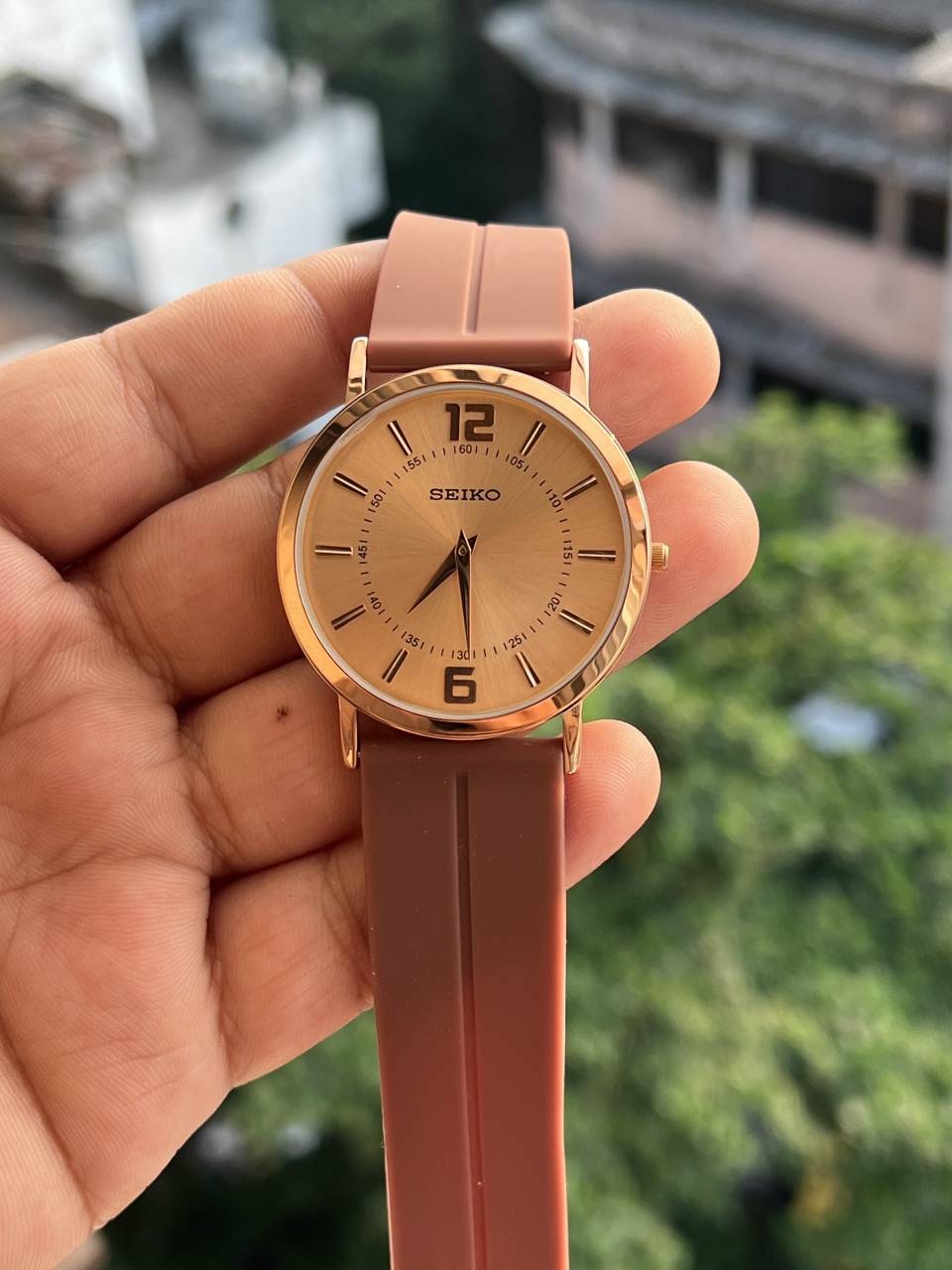 SEIKO SLIM PREMIUM ROUND WATCH