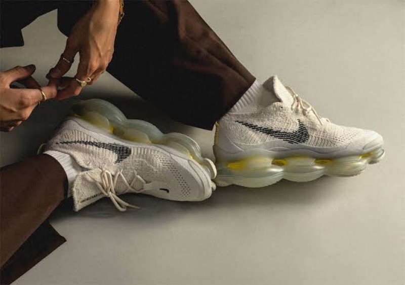 The Fashion Ends The Fashion Ends