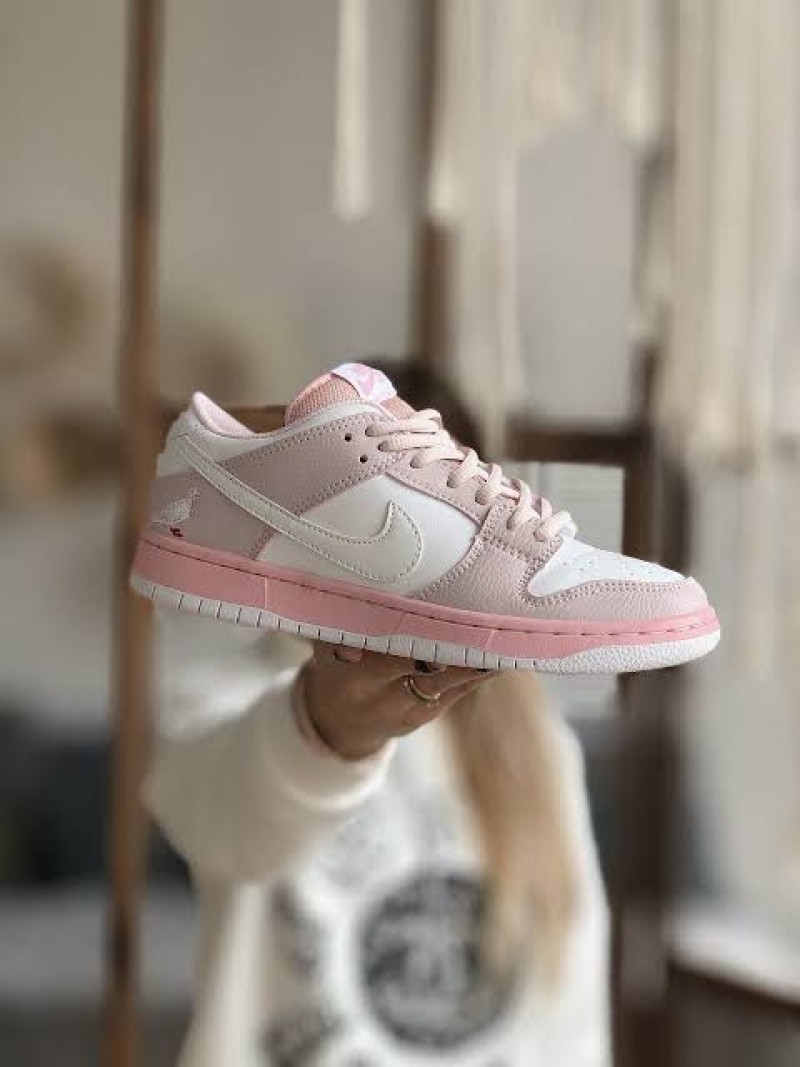 nike sb dunk pink pigeon