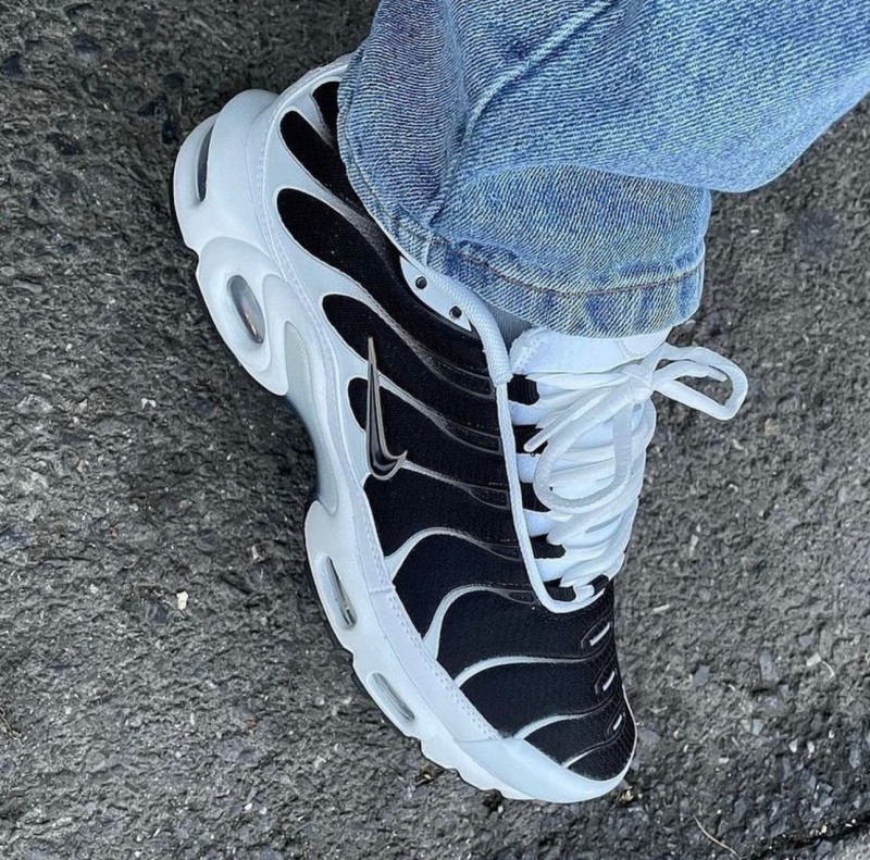 air max plus killer whale