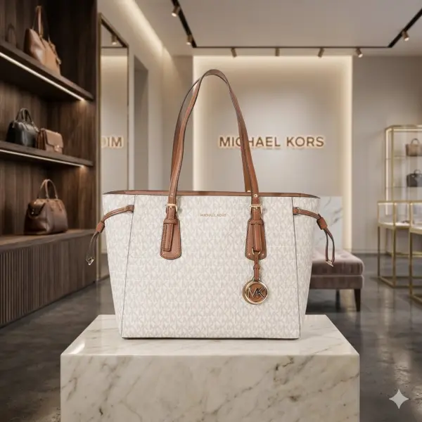 Micheal Kors MK Voyager Tote Bag With Dust Bag