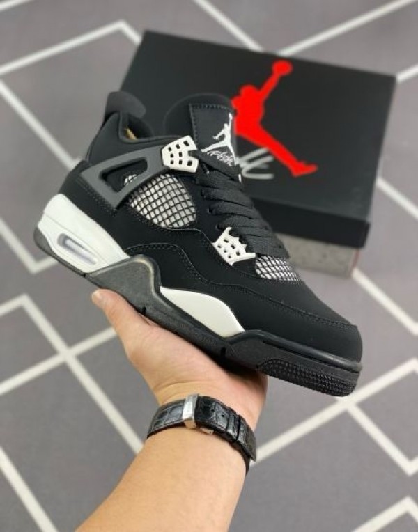 jordan 4 black panda