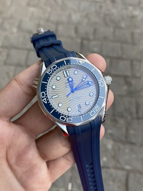 Omeg a Seamaster Automatic