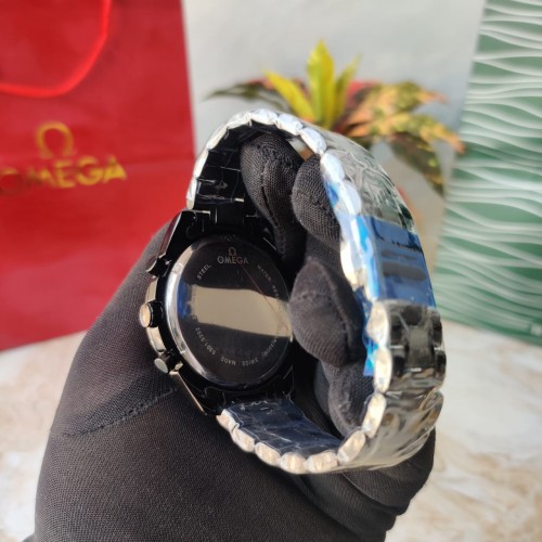 Alternative view of Ome Ga Speed Master Quartz Chronograph Black