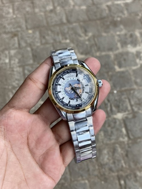 Alternative view of Omeg a Worldmap Gold Reeng