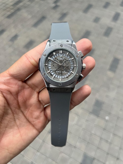 Alternative view of Hublo T Calendar Chronograph Grey Silicon