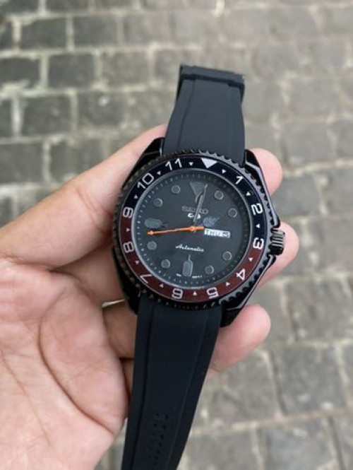 Seiko5 Dlw Black Pepsi