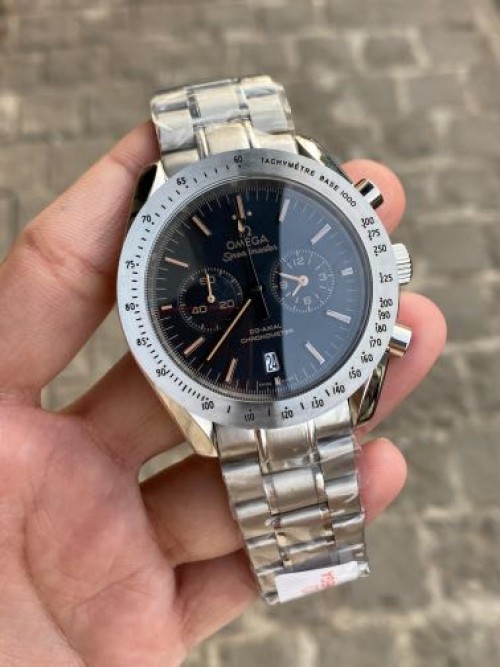 Omeg a Speedmaster