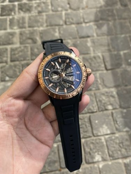 Roger Dubuis