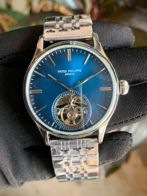 Alternative view of Patek Philippe Nautilus Tourbillion Blue